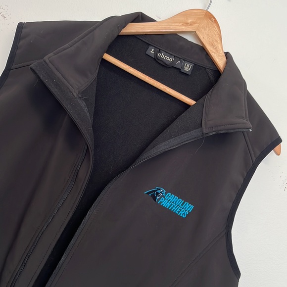 Dunbrooke vest Carolina Panthers print - Picture 2 of 10